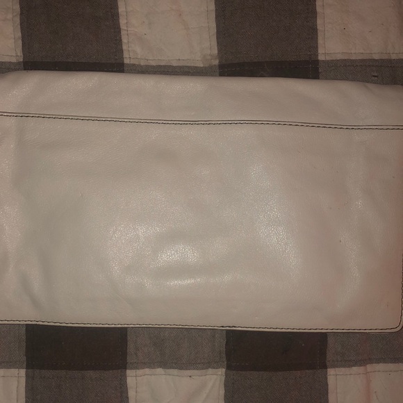 Gorgeous Leather Clutch, New condition!! - Picture 4 of 7